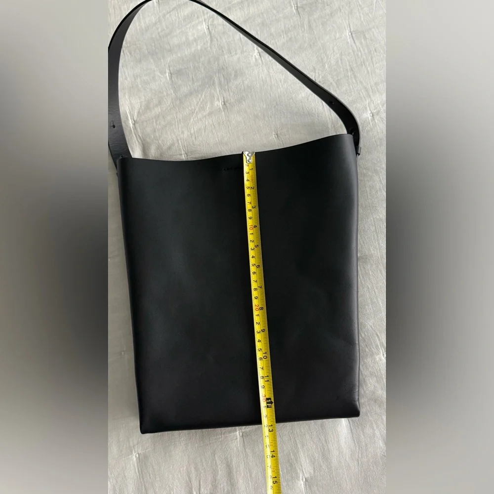 COS leather Shoulder Bag - Picture 9 of 10